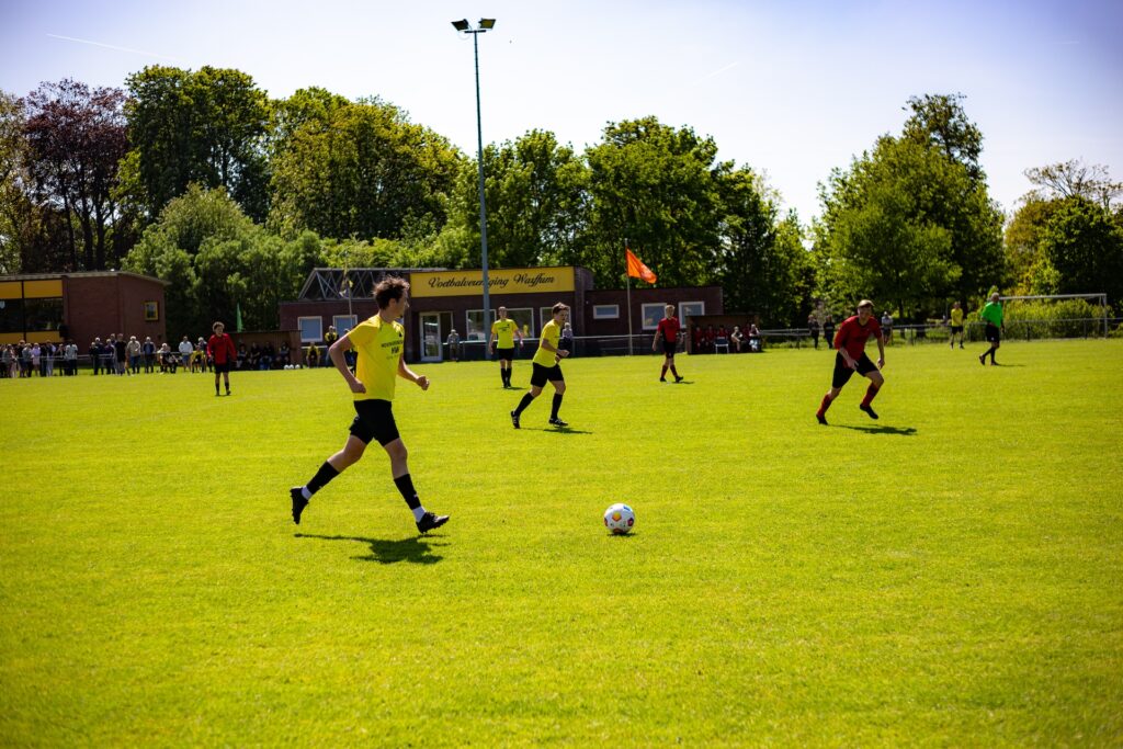VV Warffum 1 - VV Eenrum 1