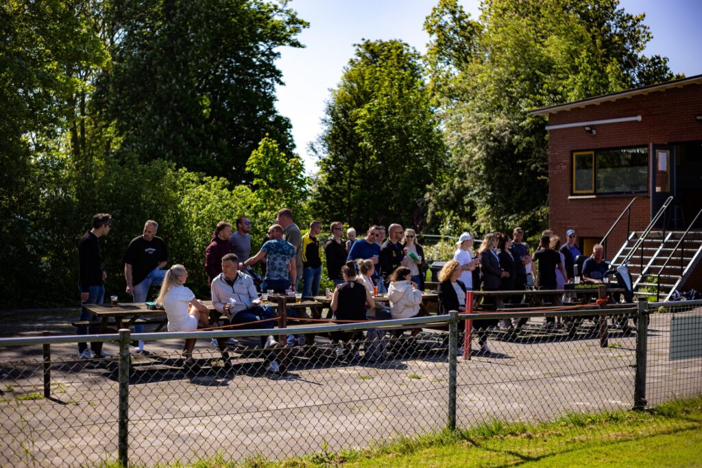 VV Warffum 1 - VV Eenrum 1
