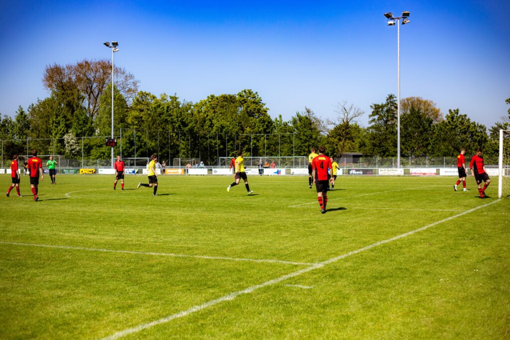 VV Warffum 1 - VV Eenrum 1