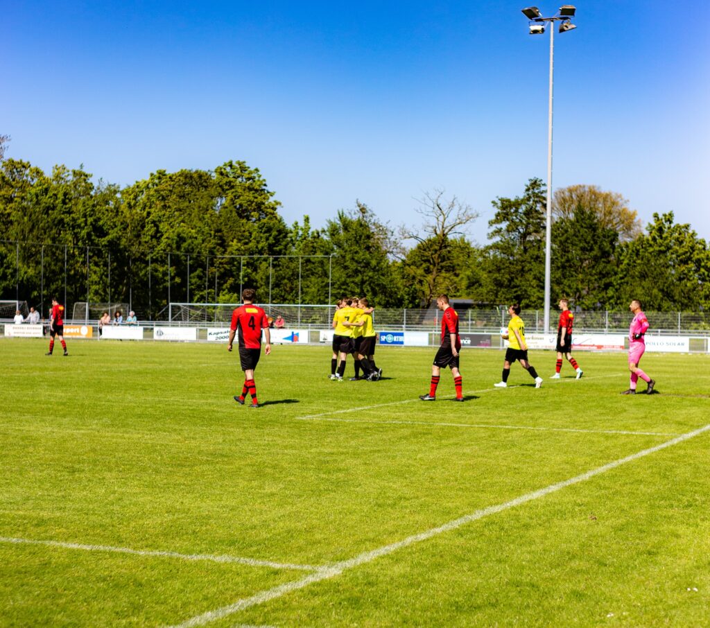 VV Warffum 1 - VV Eenrum 1