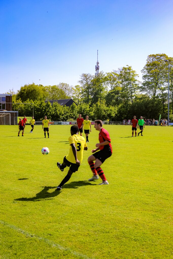 VV Warffum 1 - VV Eenrum 1